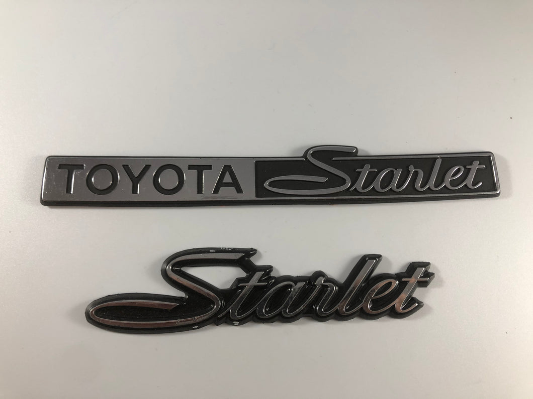 For Toyota Starlet Set 2 pcs. KP61 Trunk Badge Emblem Plate KP60 KP62 